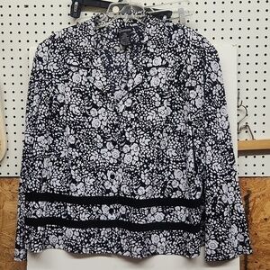 K woman collection blouse women's size 24W black white EUC